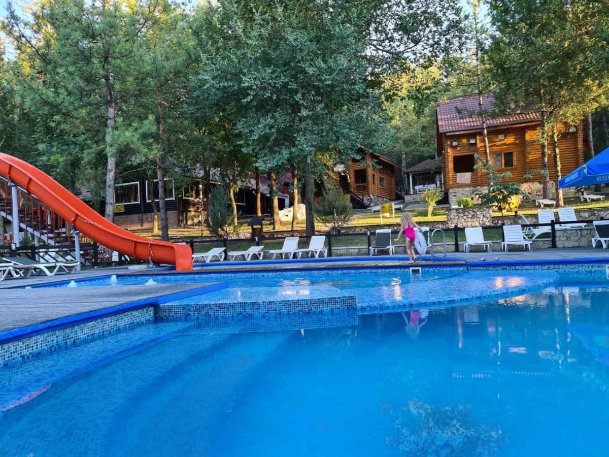 Sky Land Camping & Resort Кишинёв Экстерьер фото